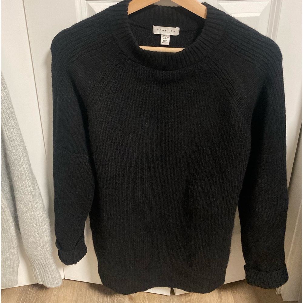 NWOT Topshop Black Sweater size 0-2